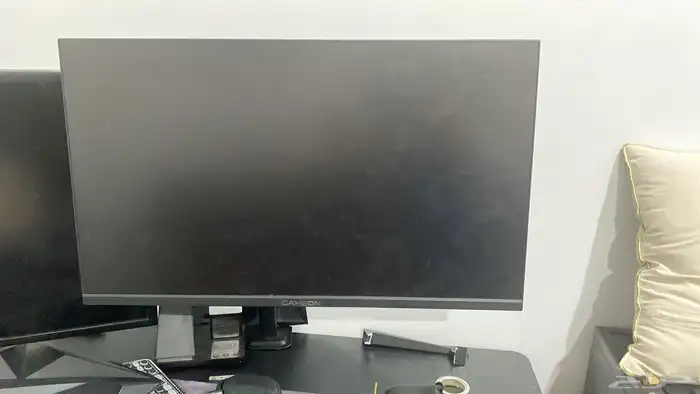 يوجد عندي شاشات وحده قيمنك والثانيه شاشه سوني وكوله 1