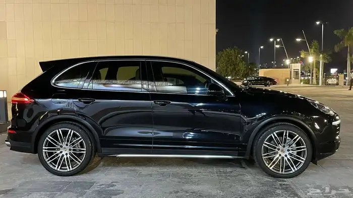 بورش كايين Porsche Cayenne موديل 2015 3