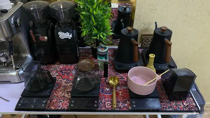 اغراض V60 للبيع 0