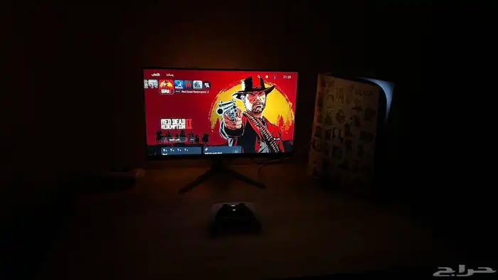 بليستيشن 5 مع مونتير واصبع نظيفهه استعمال فقط سنه 2