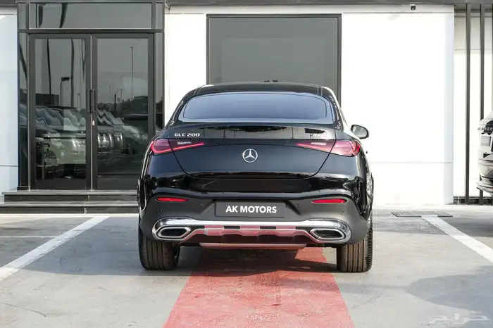 2025 Mercedes-Benz GLC200 Coupe جديد اصفار اعلى المواصفات 3