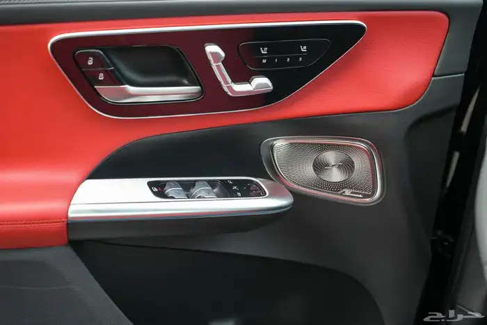 2025 Mercedes-Benz GLC200 Coupe جديد اصفار اعلى المواصفات 6