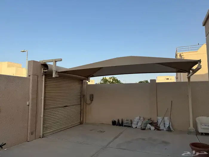 فله في موقع مميز قريبه من مركز الحاره والمسجد نافذ 10