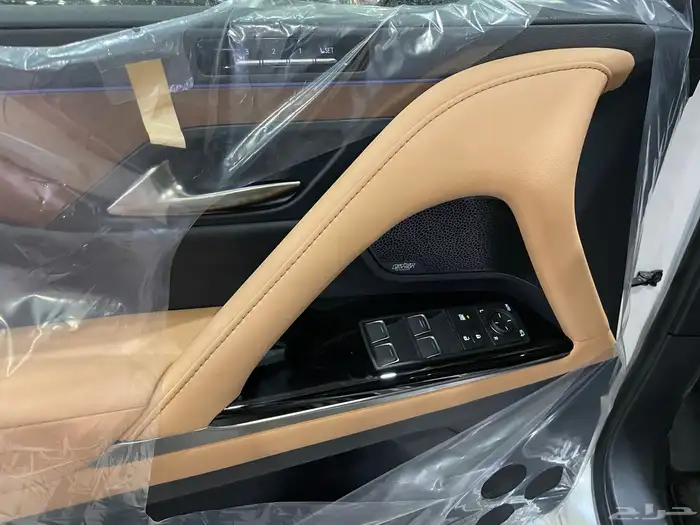 لكزس2025LX600BBخليجي داخلي جملي (بنزين)3.5L 9