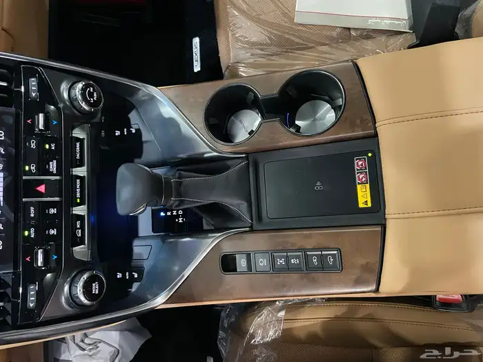 لكزس2025LX600BBخليجي داخلي جملي (بنزين)3.5L 15
