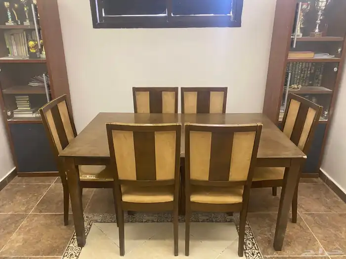 طاولة طعام 0