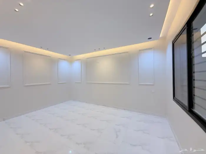 للبيع ادور ارضيه واروف علويه بمدخل سياره ح التضامن 4