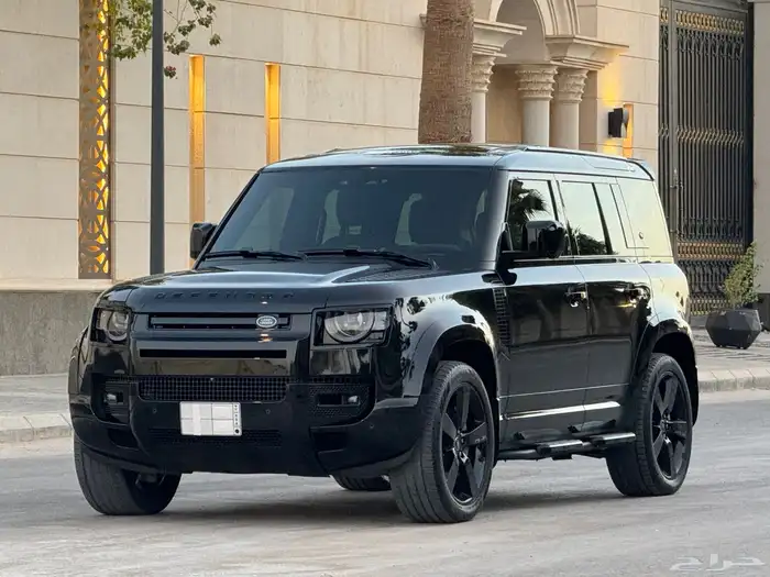 لاند روفر ديفندر P400 موديل 2023 تشيكات وكاله تحت الضمان 2
