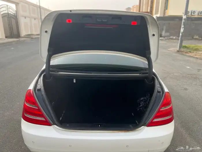 مرسيدس s 8