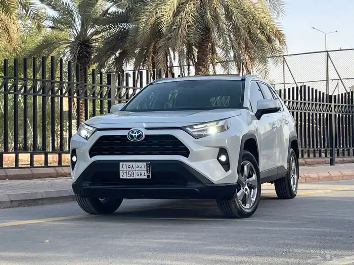 تويوتا راف فور 2023 XLE هايبرد نظيف جدا بحال الوكاله 0