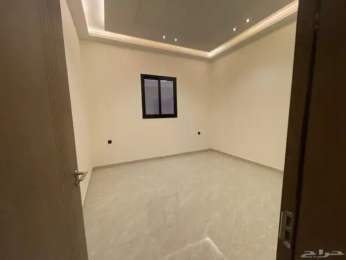 دور ارضي للبيع بحي بدر 4