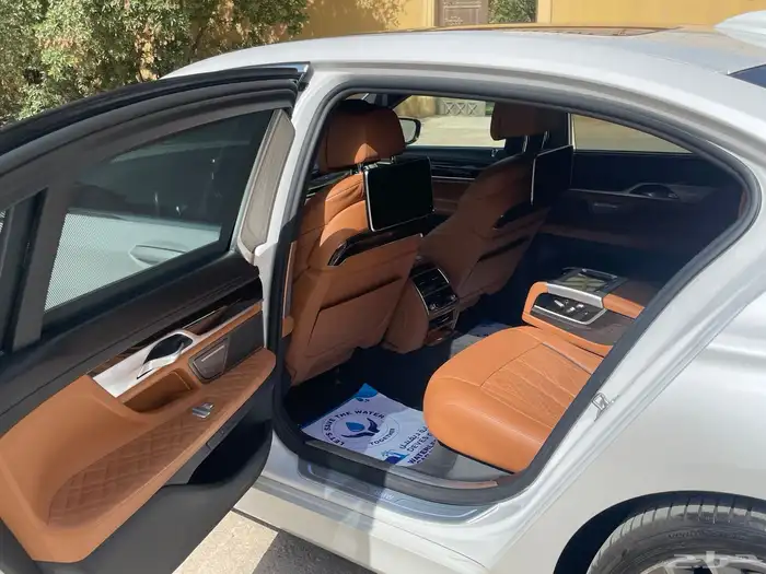 BMW 740LI ناغي 2020 صيانه وكاله 7