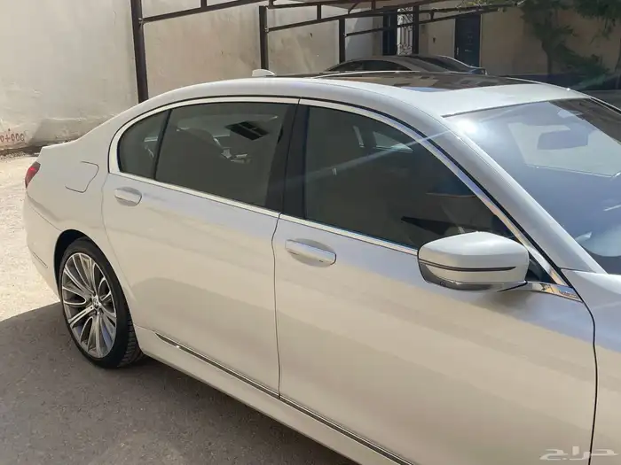 BMW 740LI ناغي 2020 صيانه وكاله 23