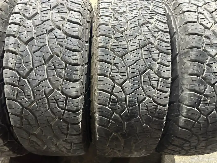 كفرات ربع حجري كومو مقاس 265 70 17 24