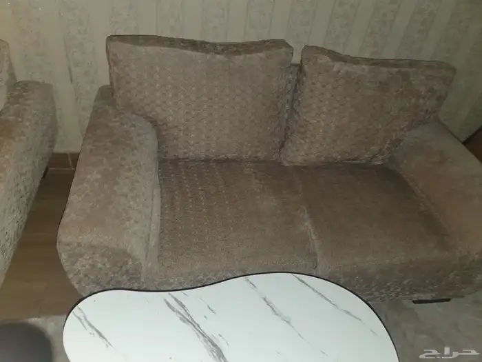 اثاث ثلاجه وطاولات ودواليب وكراسي وغساله وفرن واشياء أخرى 21