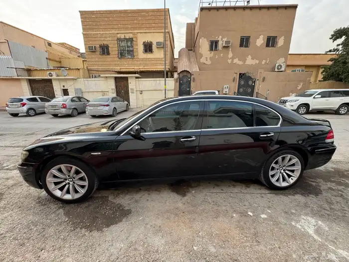 للبيع BMW 2008 مخزنه 1