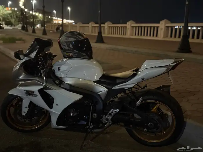 دباب gsxR1000 2009 3