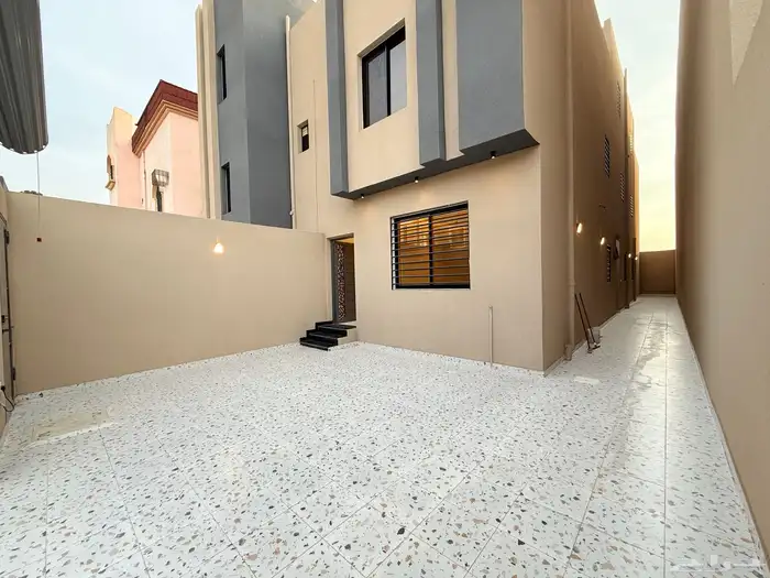 للبيع ادور ارضيه واروف علويه بمدخل سياره ح التضامن 2