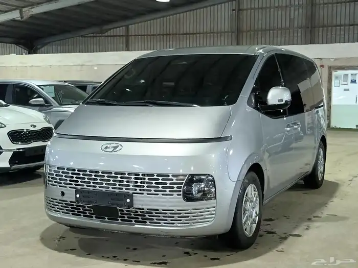 هيونداي ستاريا فضي 2022 ديزل بطاقة جمركية وارد كوريا 3