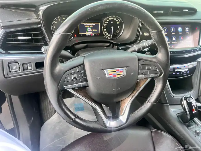 كاديلاك XT6موديل 2020 11