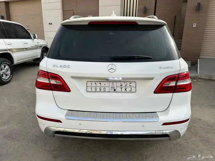 جيب مرسيدس ML400 موديل 2015 بحالة ممتازة (جدة) 3