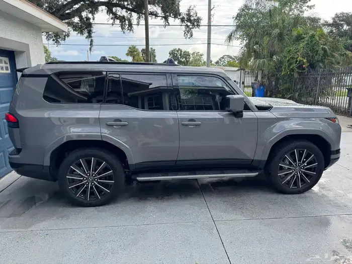 جيب لكزس gx550 2