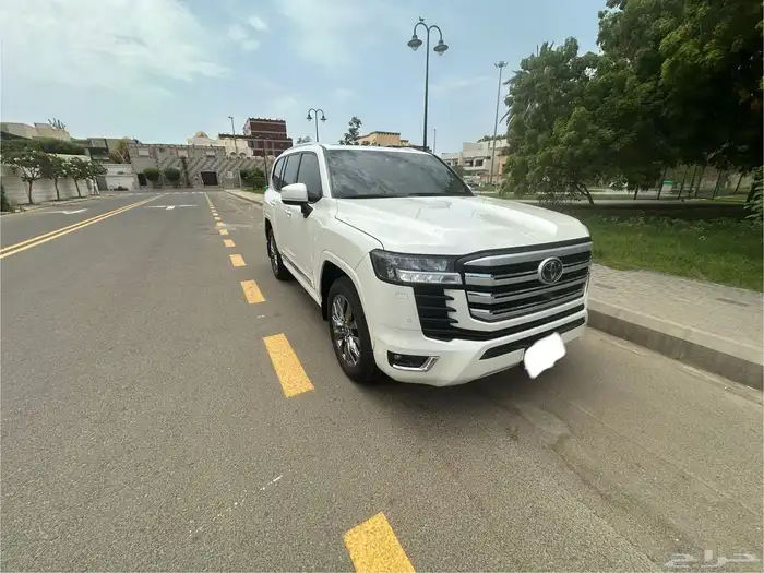 لاندكروزر 2024 الفئة الخامسة GXRV LC300 5 2024 0