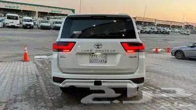 تويوتا لاندكروزر L4 GXR 2023 سعودي 4