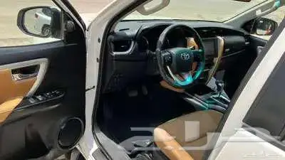 تويوتا فورشنر VX 2019 بنزين دبل 6 سلندر 8