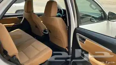 تويوتا فورشنر VX 2019 بنزين دبل 6 سلندر 9
