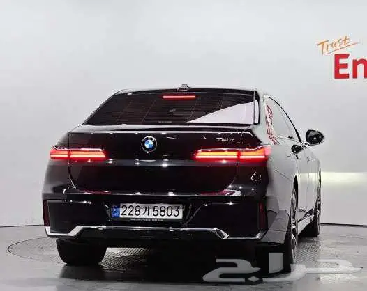 BMW 740i موديل 2023 3
