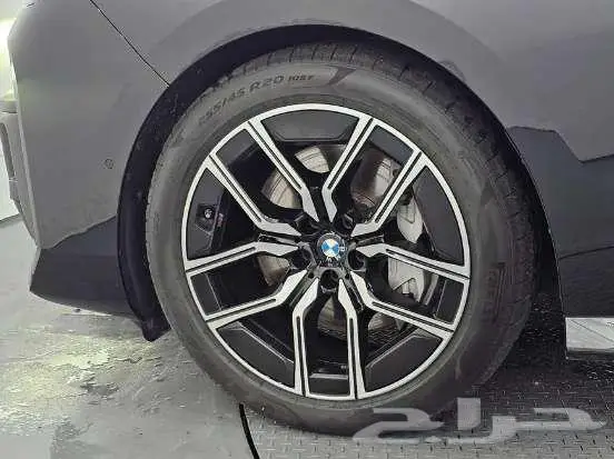 BMW 740i موديل 2023 5