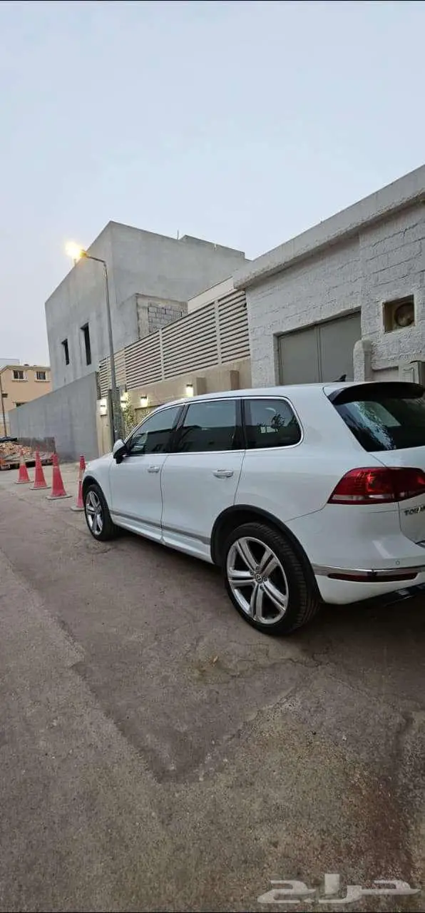 فولكس واجن طوارق جيب Volkswagen Touareg 7