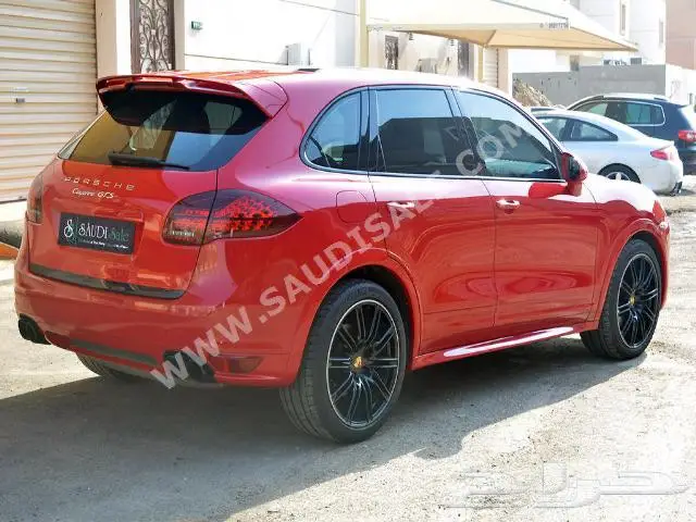 بورش كايين gts موديل 2014 فل كامل 2