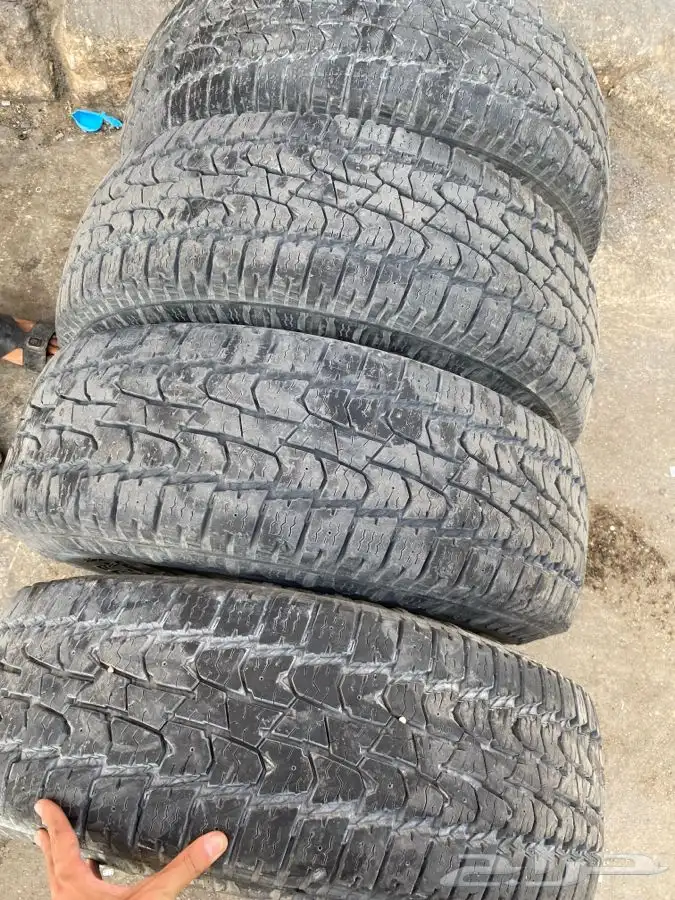 كفرات نان كنق 265 75 16 تاريخها 22 ونقشتها حلوه والبيع سمح 0