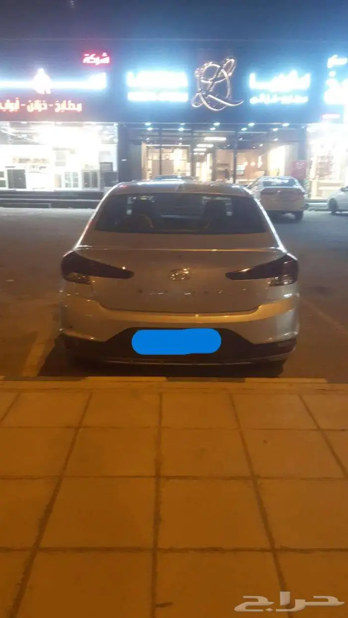 Hyundai Elantra 0