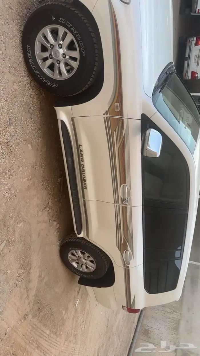 جيب لاندكروزر بريمي وكاله 1