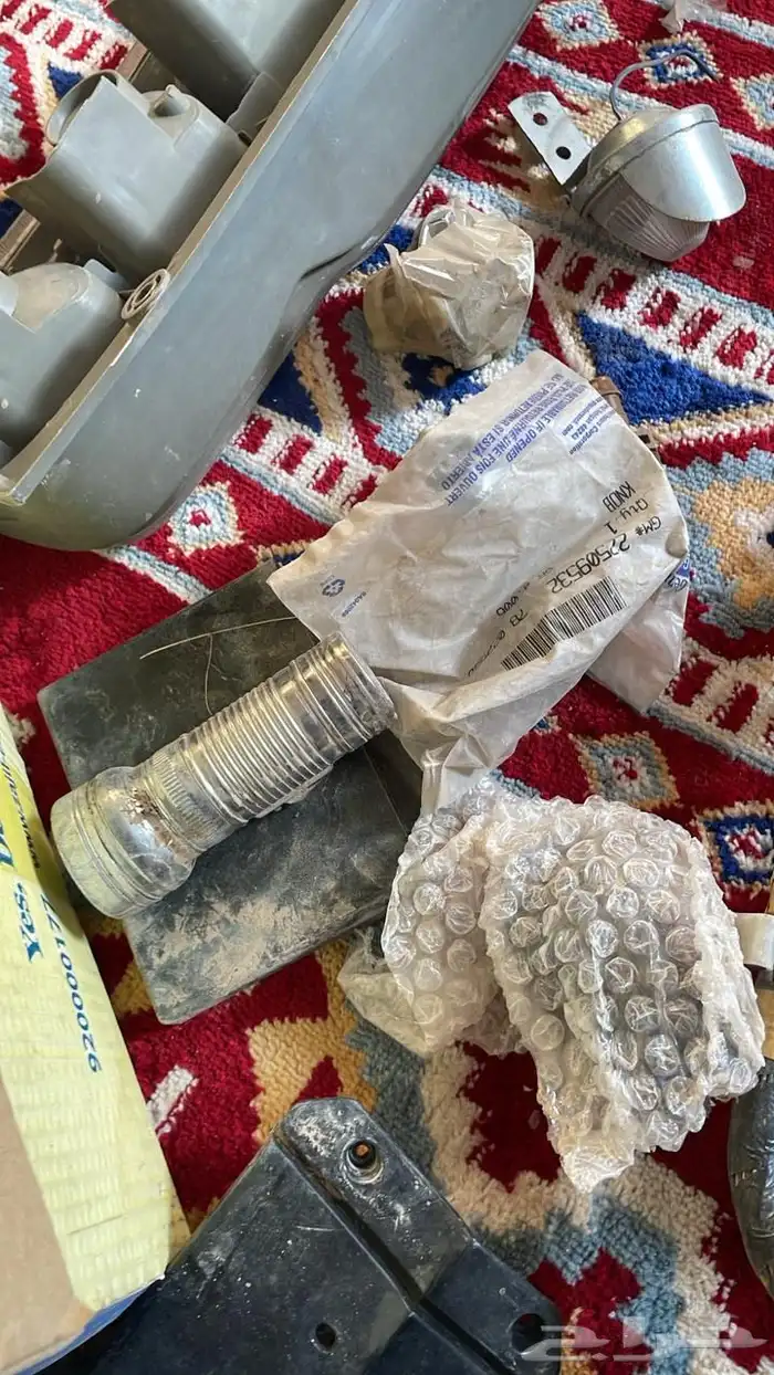 قطع غيار جديد مستعمل للبيع بالجمله 40