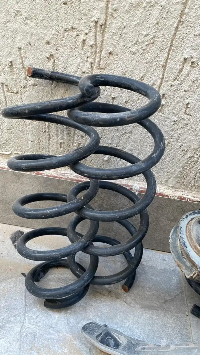 قطع غيار جديد مستعمل للبيع بالجمله 52