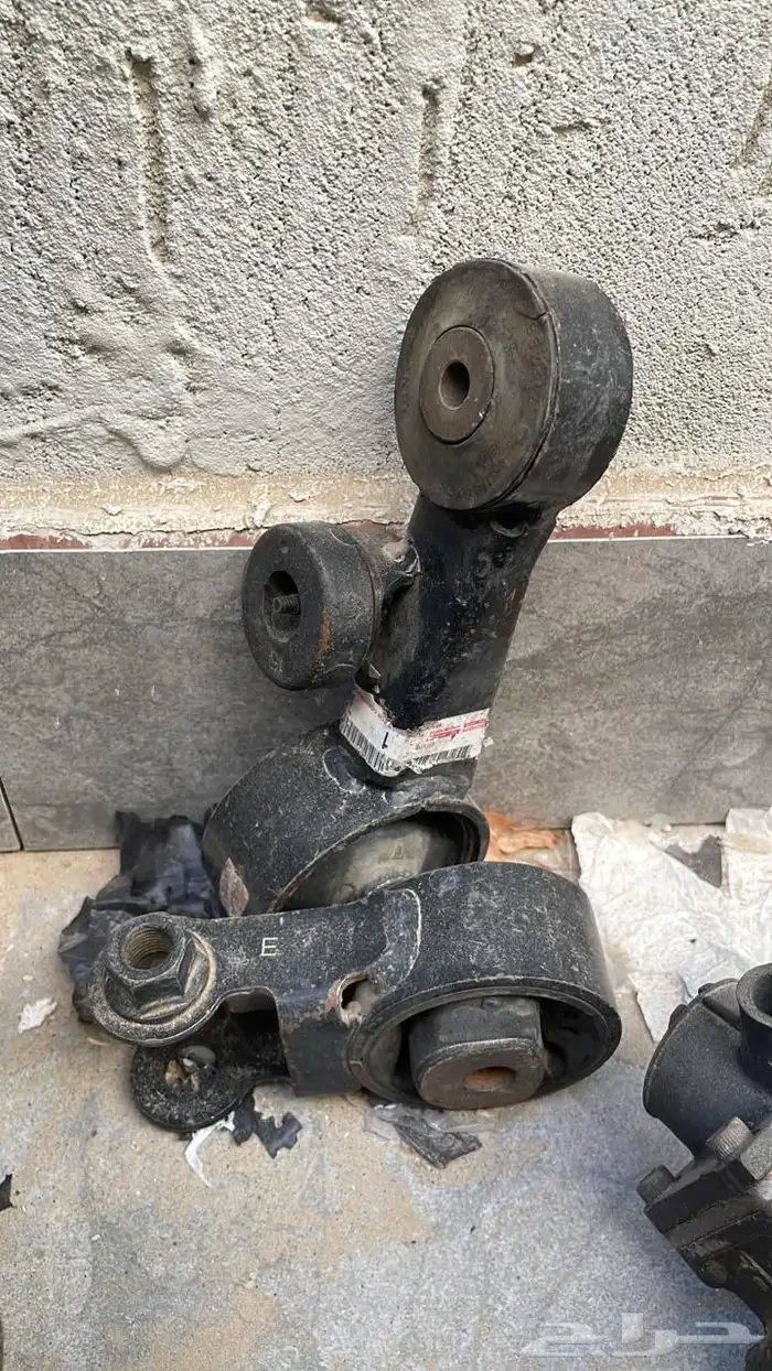 قطع غيار جديد مستعمل للبيع بالجمله 53