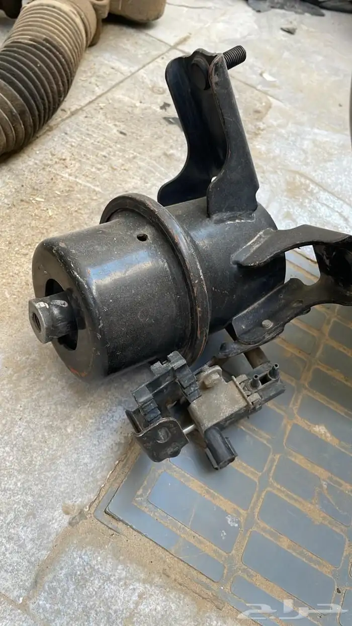قطع غيار جديد مستعمل للبيع بالجمله 61