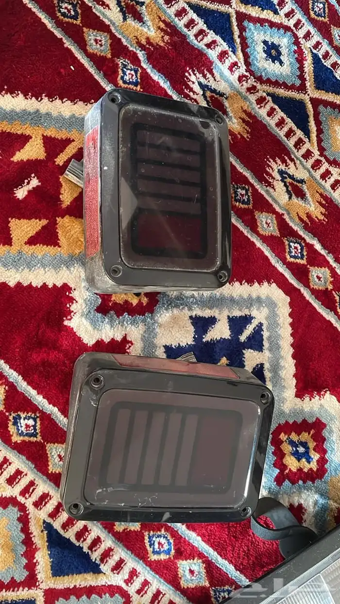 قطع غيار جديد مستعمل للبيع بالجمله 33