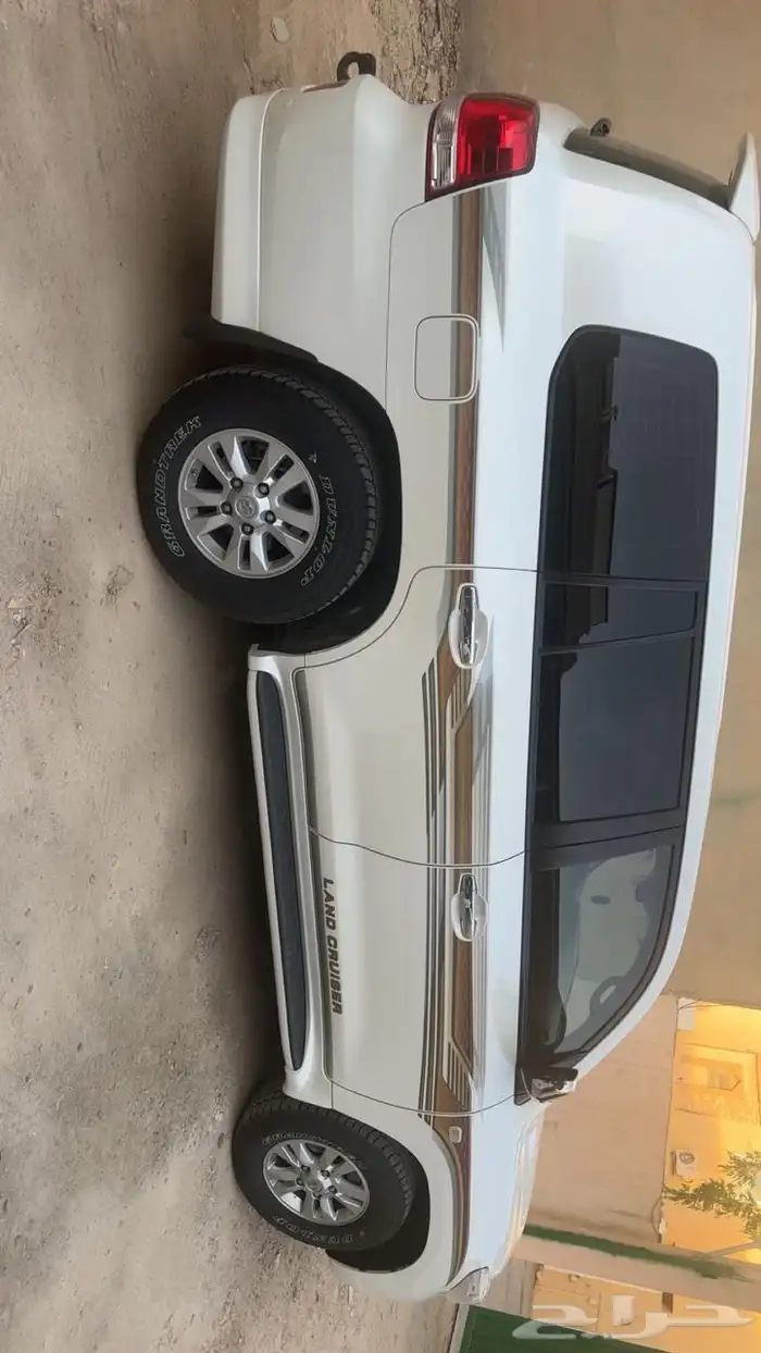 جيب لاندكروزر بريمي وكاله 5
