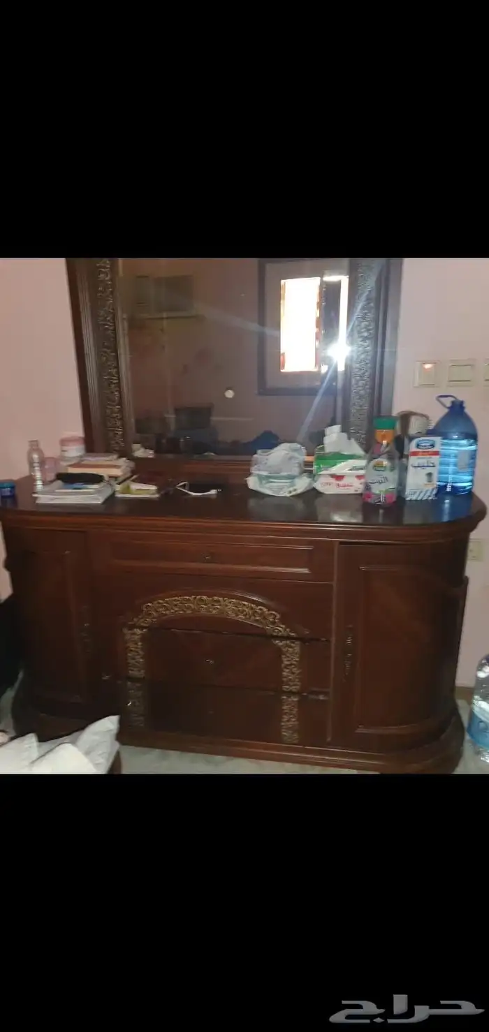 اثاث ثلاجه وطاولات ودواليب وكراسي وغساله وفرن واشياء أخرى 30