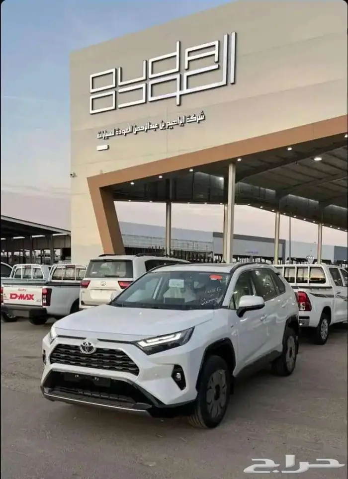تويوتا راف فور XLE 2025 2
