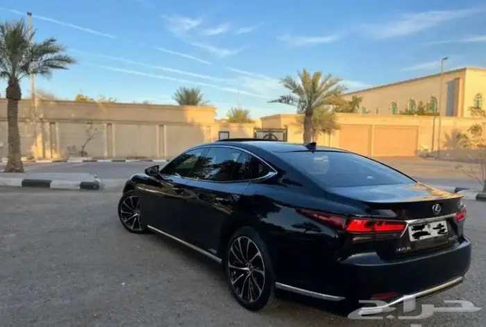 لكزس LS500 2022 وارد عبداللطيف (للبدل بمرسيدس S) 1
