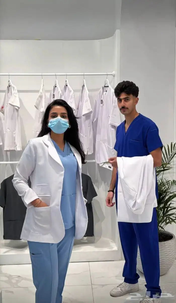 تمريض منزلي ومرفقين حاصلين علي شهادات جامعية 1