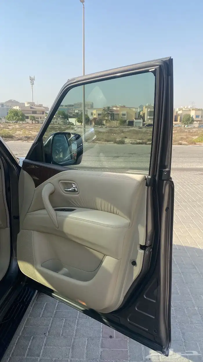 نيسان 2017 11