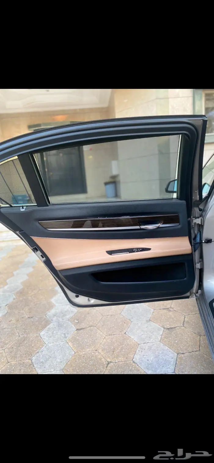 الفئه السابعة 730Li نظيف 17
