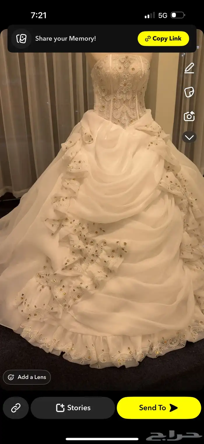 فستان زفاف جديد ولا فيه اي شي استعمل 5 ساعات بس تفصيل 3